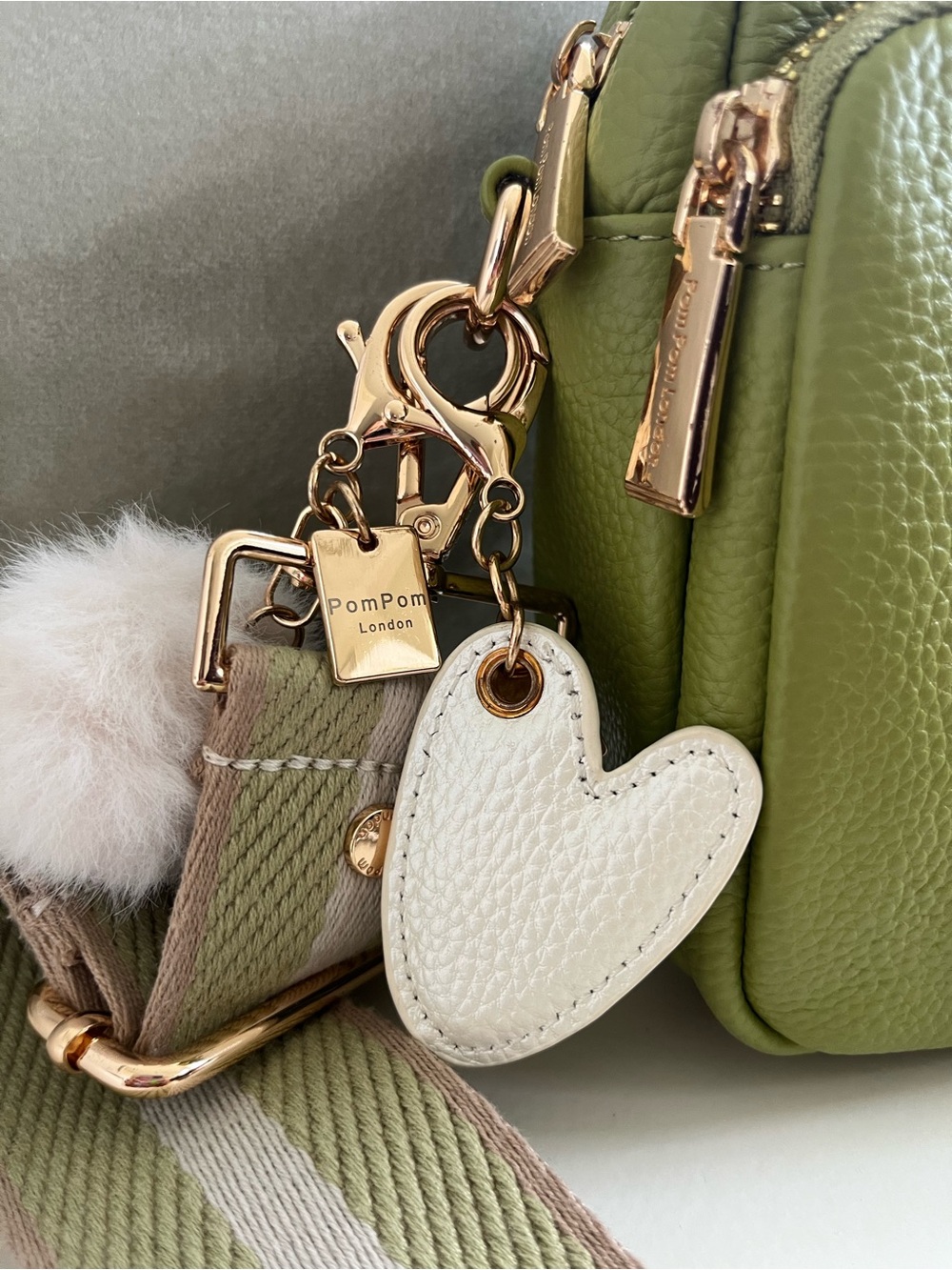 Pom Pom London Greenwich Crossbody Bag in Green with straps and charms - Picture 4 of 15